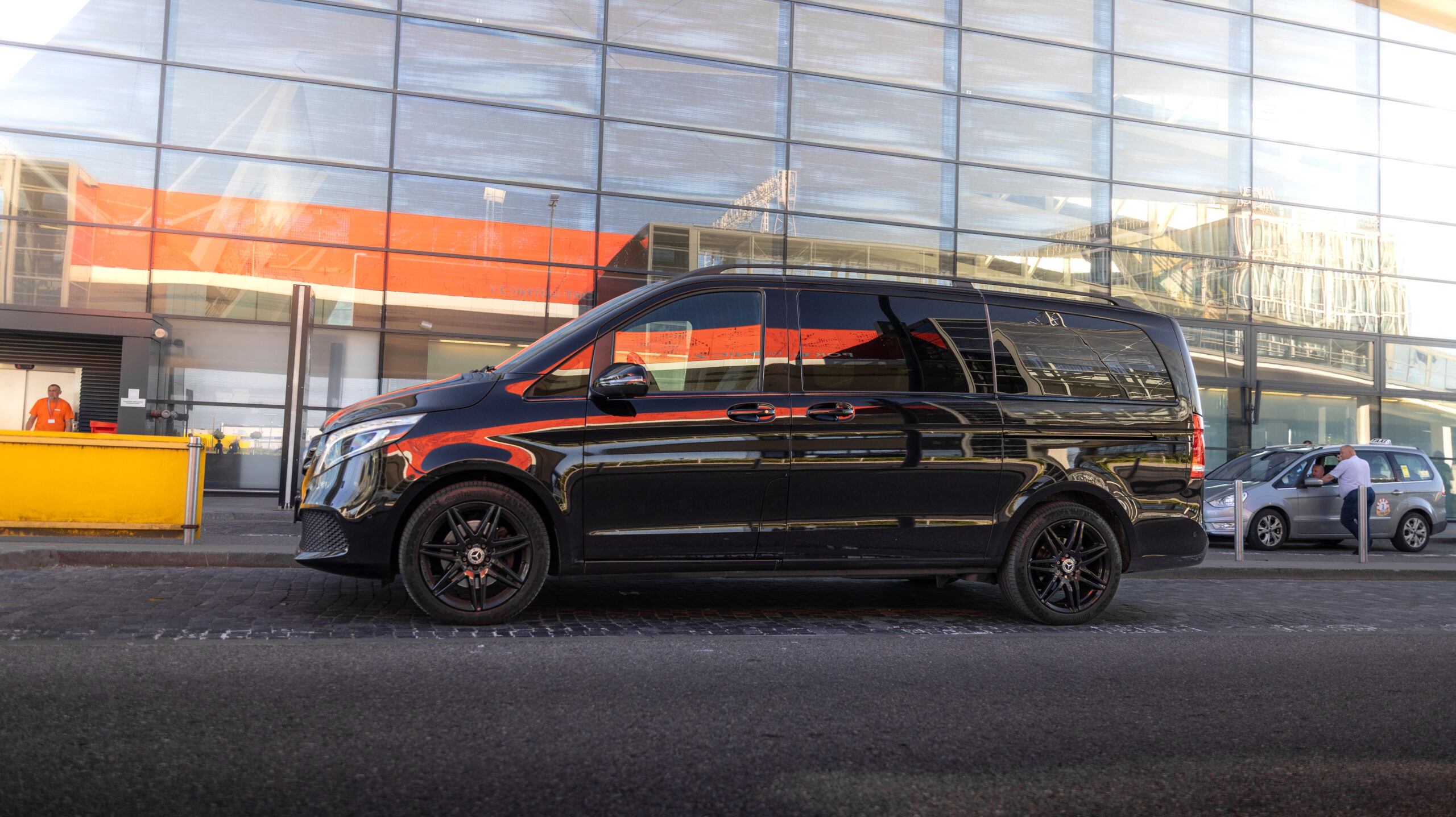 Mercedes V-Klasa 250d — tył